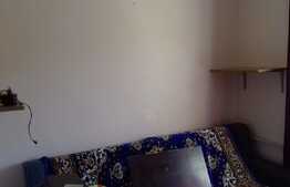 De vanzare garsoniera 11 mp, etaj intermediar, zona Casa Piratilor