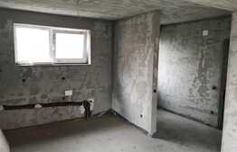 Vanzare triplex, 120 mp utili, 100 mp teren, semifinisat, zona linistita