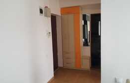 Apartament de vanzare, 2 camere, decomandat, 50 mp, sistem alarma, zona Primariei