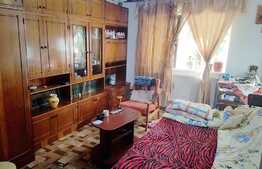 Apartament 2 camere, 44 mp, decomandat, parcare, boxa, zona strazii Lombului