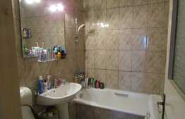 Apartament 4 camere, 87 mp, decomandat, parcare, boxa, zona strazii Fabricii 