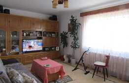 Apartament 4 camere, 87 mp, decomandat, parcare, boxa, zona strazii Fabricii 