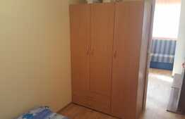 Garsoniera de vanzare, decomandata, 34 mp, loc de parcare, zona strazii Florilor