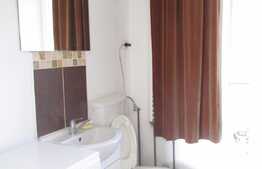 3 camere, 95 mp, 2 locuri de parcare, zona strazii Eremia Grigorescu