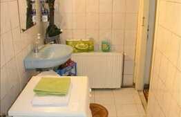 Vanzare 3 camere cu  28 mp terasa, la 5 minute de Piata Mihai Viteazul