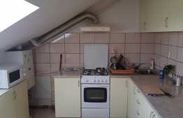 Mansarda de 65 mp, 2 camere, mobilata si utilata! Parcare! Zona strazii Eroilor!