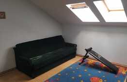 Mansarda de 65 mp, 2 camere, mobilata si utilata! Parcare! Zona strazii Eroilor!