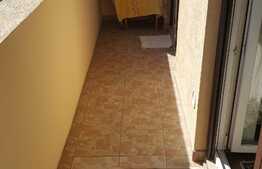 Apartament de vanzare, 2 camere, 60 mp! Parcare! Zona strazii Florilor!