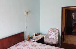 Apartament de vanzare, 2 camere, 60 mp! Parcare! Zona strazii Florilor!