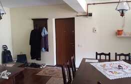 Apartament de vanzare, 2 camere, 60 mp! Parcare! Zona strazii Florilor!