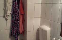 Apartament de vanzare, 2 camere, 60 mp! Parcare! Zona strazii Florilor!