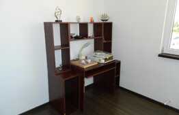 Apartament cu 3 camere, 56 mp, parcare, zona strazii Calea Turzii