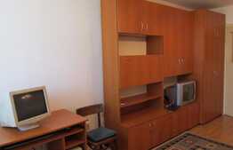 Garsoniera, 28 mp, zona strazii Parang