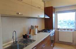 Apartament 3 camere, 77 mp, decomandat, boxa, zona Interservisan