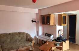 De vanzare garsoniera 33 mp, boxa la subsol, zona Podului Calvaria