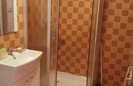 Garsoniera de vanzare, 33 mp, balcon, loc de parcare, zona strazii Eroilor