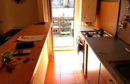 Garsoniera de vanzare, 33 mp, balcon, loc de parcare, zona strazii Eroilor