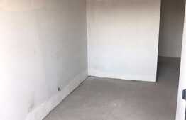 Apartament 2 camere, 43 mp, semifinisat, terasa de 17 mp, zona Iulius Mall