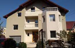 Casa individuala cu 9 camere, 450 mp utili, teren de 400 mp, zona accesibila