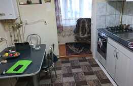 Apartament 3 camere, 73 mp, decomandat, zona Bucium