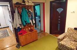 Apartament 3 camere, 73 mp, decomandat, zona Bucium