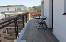 De vanzare apartament 3 camere, 71 mp, terasa de 40 mp, parcare, zona VIVO!