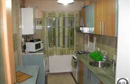 Vanzare 3 camere, decomandat, 85 mp utili, zona Campului, cu boxa si parcare