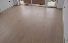 Apartament 3 camere, 63 mp, 2 balcoane, etaj intermediar, zona Petrom