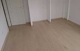Apartament 3 camere, 63 mp, 2 balcoane, etaj intermediar, zona Petrom