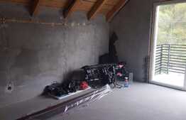 Casa individuala de 120 mp, teren de 600 mp! Semifinisat! Zona de case!