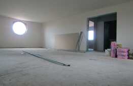 Casa de vanzare, 280 mp utili si 480 mp teren, zona linistita