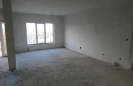 Casa de vanzare, 280 mp utili si 480 mp teren, zona linistita