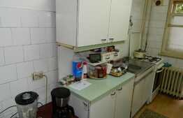 3 camere, 88 mp, decomandat, zona strazii Titulescu