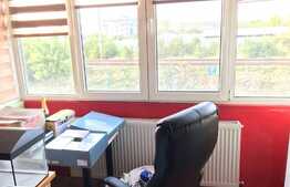 Garsoniera, 26 mp, decomandata, prima inchiriere, zona Expo Transilvania