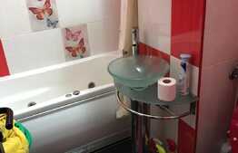 Garsoniera, 26 mp, decomandata, prima inchiriere, zona Expo Transilvania