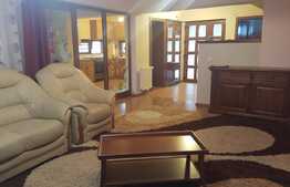 Casa de 131 mp, teren de 200 mp! Zona de case!