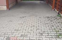 Casa de 131 mp, teren de 200 mp! Zona de case!