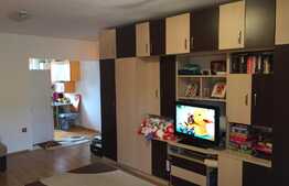 De vanzare garsoniera 41 mp, decomandata, zona Nora