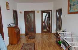 Casa individuala 500 mp utili, teren de 648 mp, front stradal de 52 ml