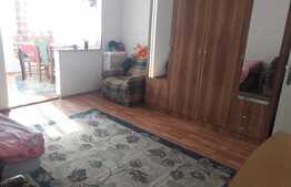 Garsoniera 32 mp, etaj intermediar, zona Piata Flora