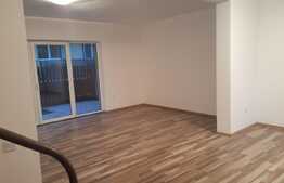 Casa insiruita ce are grija de finisajele sale! 126 mp utili, teren de 100 mp! Zona de case!