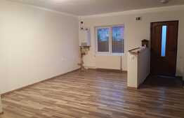 Casa insiruita ce are grija de finisajele sale! 126 mp utili, teren de 100 mp! Zona de case!