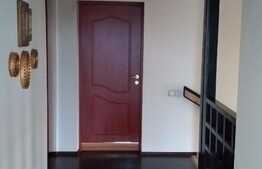 Casa aproape de natura la 10 minute de centru! 270 mp utili, teren de 700 mp.