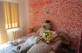 Apartament 3 camere, 65 mp, etaj intermediar, boxa, zona Big