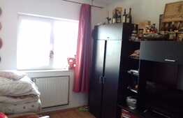 Apartament 3 camere, 65 mp, decomandat, boxa la subsol, zona strazii Fabricii