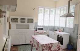 3 camere, 85 mp, gradina de 600 mp, zona Camera de Comert