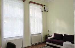 3 camere, 85 mp, gradina de 600 mp, zona Camera de Comert