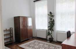 3 camere, 85 mp, gradina de 600 mp, zona Camera de Comert