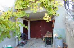 Casa individuala de vanzare, 160 mp, teren 3120, front 14 ml, zona linistita