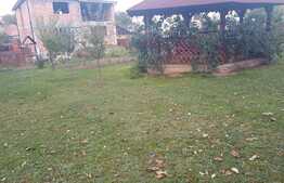 Casa la rosu de 350 mp utili, teren de 1000 mp! Zona Luna de Sus!